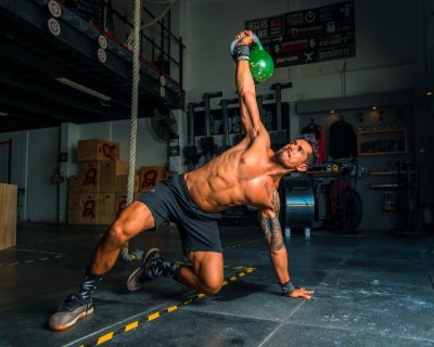 Quercetine: De natuurlijke boost voor sportieve mannen